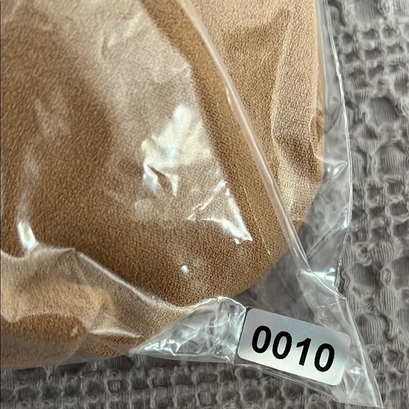 Tan Wide-Leg Chinos with Classic Design - EU 40 - Picture 7 of 7